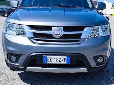 Usata Fiat Freemont Urban 140 CV (102 kW) 2011 Grigio SUV