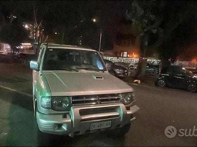 Usata Mitsubishi Pajero 1997 Grigio SUV