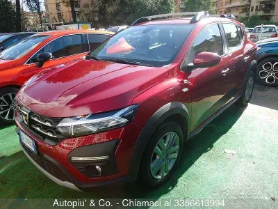 Usata Dacia Sandero Comfort 101 CV (74 kW) 2022 Rosso Berlina