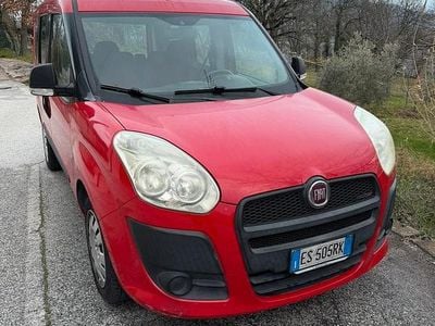 Usata Fiat Doblò 105 CV (77 kW) 2013 Rosso Monovolume
