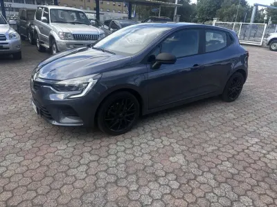 Usata Renault Clio V Intens 91 CV (66 kW) 2022 Other Berlina