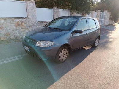 Usata Fiat Punto Active 69 CV (50 kW) 2004 Grigio Utilitaria