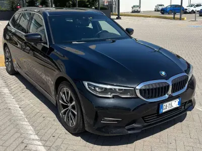 Usata BMW 318 Advantage 150 CV (110 kW) 2020 Nero Station wagon