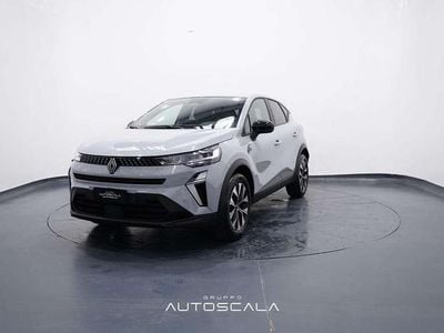 Nuova Renault Captur Evolution 101 CV (74 kW) 2025 Grigio aviation SUV