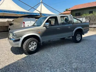 Usata Ford Ranger XLT 109 CV (80 kW) 2004 Grigio Pick-up