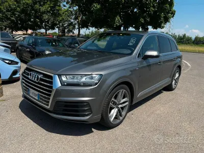 Usata Audi Q7 S-Line 272 CV (200 kW) 2016 Grigio SUV
