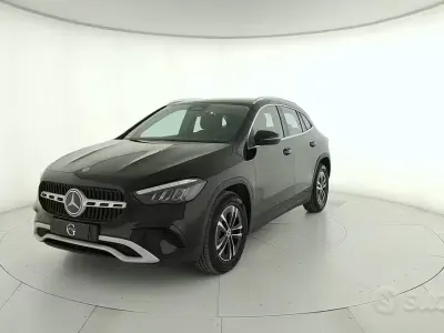 Usata Mercedes GLA180 Advanced 116 CV (85 kW) 2025 Nero SUV