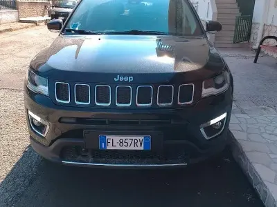 Usata Jeep Compass Limited 140 CV (102 kW) 2018 Nero SUV