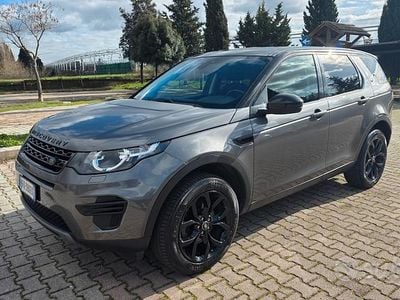 Grigio Usata 2017 Land Rover Discovery Sport SE SUV | 15.200 € (Buon prezzo)