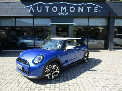 Usata Mini Cooper 114 kW (156 CV) 2025 Blazing blue Utilitaria