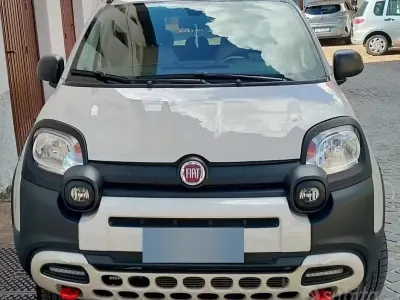 Usata Fiat Panda 85 CV (62 kW) 2023 Utilitaria