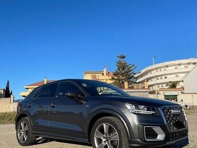 Usata Audi Q2 S-Line 116 CV (85 kW) 2018 Grigio SUV