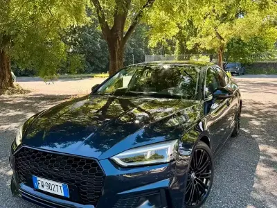 Usata Audi A5 190 CV (139 kW) 2019 Bluazzurro Coupé