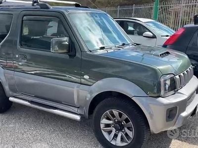 Usata Suzuki Jimny 85 CV (62 kW) 2016 Verde SUV