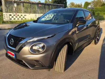 Usata Nissan Juke N-Connecta 114 CV (83 kW) 2022 Grigio SUV