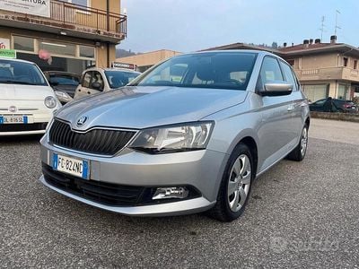 Usata Skoda Fabia Ambition 75 CV (55 kW) 2016 Grigio Berlina