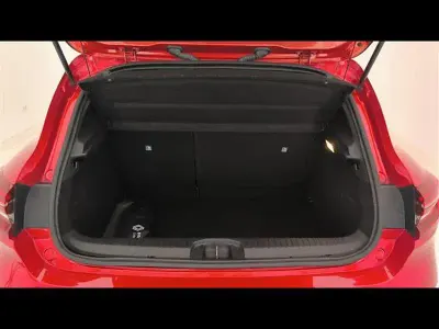 Usata Renault Clio Techno 145 CV (106 kW) 2023 Rosso Utilitaria