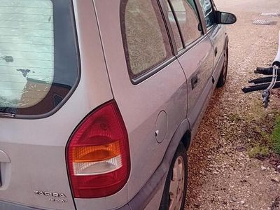 usata Opel Zafira - 2000