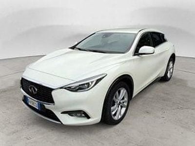 Usata Infiniti Q30 Premium 109 CV (80 kW) 2017 Bianco Utilitaria