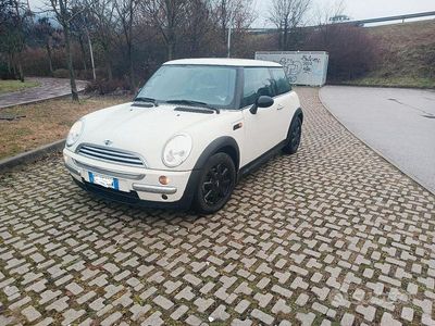 Usata Mini Cooper 75 CV (55 kW) 2003 Marrone Utilitaria