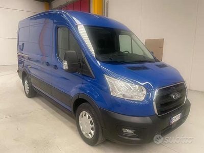 Usata Ford Transit Trend 131 CV (96 kW) 2022 Blu Berlina