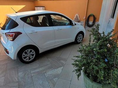 Usata 2017 Hyundai i10 Utilitaria | 7900 €