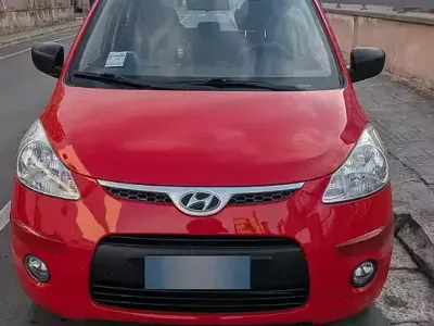 Usata Hyundai i10 66 CV (48 kW) 2008 Rosso Utilitaria