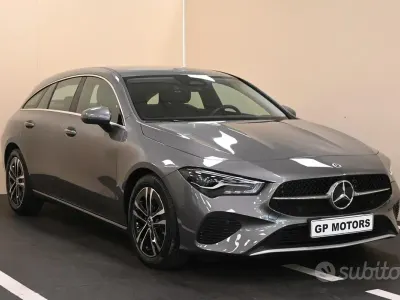 Usata Mercedes CLA180 116 CV (85 kW) 2025 Grigio Berlina