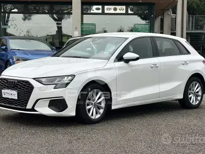Begagnad Audi A3 Sportback 116 HK (85 kW) 2021 Vit Halvkombi