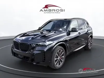 Nuova BMW X5 M Sport 298 CV (219 kW) 2026 Nero SUV