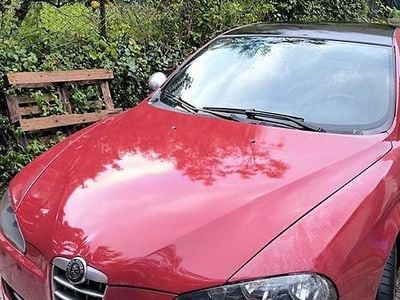Usata Alfa Romeo 147 120 CV (88 kW) 2007 Rosso Utilitaria