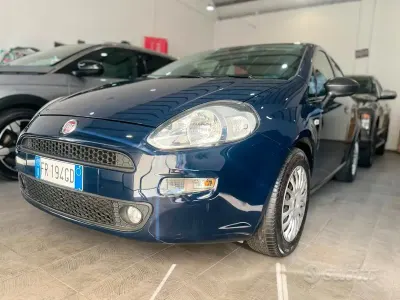 Usata Fiat Punto Street 95 CV (69 kW) 2018 Blu Utilitaria