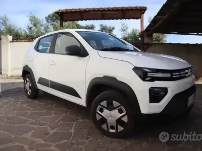 Usata Dacia Spring 19 kW (26 CV) 2024 Bianco Utilitaria