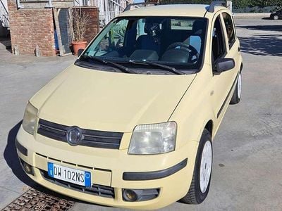 Usata Fiat Panda Dynamic 60 CV (44 kW) 2006 Giallo Utilitaria