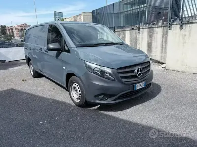 Usata Mercedes Vito 102 CV (75 kW) 2020 Grigio Furgone