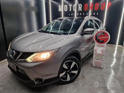 Usata Nissan Qashqai N-Connecta 110 CV (80 kW) 2016 Grigio SUV
