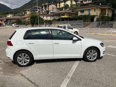Usata VW Golf VII Comfortline 105 CV (77 kW) 2014 Bianco Berlina