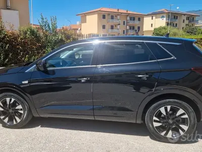 Usata Opel Grandland X 131 CV (96 kW) 2023 Nero SUV
