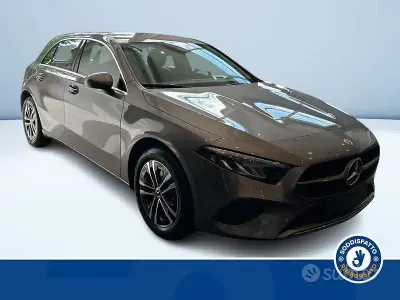 Nuova Mercedes A250 Advanced 217 CV (159 kW) 2025 Grigio Berlina