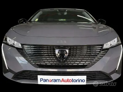 Usata Peugeot 308 Allure 131 CV (96 kW) 2024 Grigio scuro Station wagon