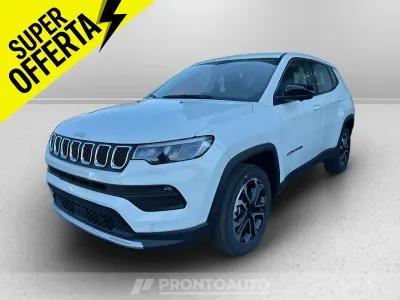 Nuova Jeep Compass Altitude 131 CV (96 kW) 2025 Biancosedili in tessuto e tecnopelle neri con cuciture grigie SUV