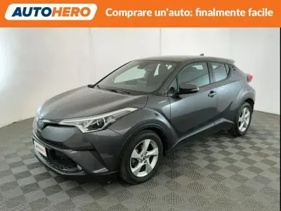 Usata Toyota C-HR Active 122 CV (89 kW) 2018 Grigio SUV