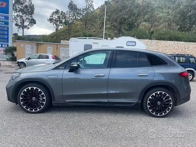 Käytetty Mercedes EQE350 AMG 108 kW (148 HP) 2024 Harmaa Katumaasturi