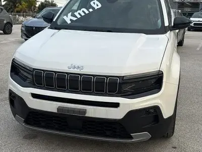 Usata Jeep Avenger 101 CV (74 kW) 2025 Bianco SUV