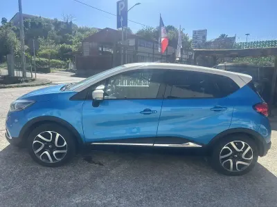 Usata Renault Captur 90 CV (66 kW) 2014 Blu/azzurro SUV