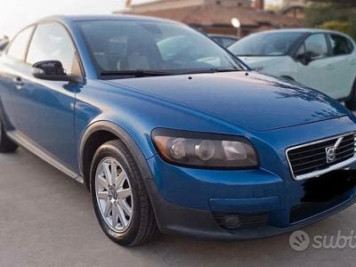 Usata Volvo C30 2007 Blu Utilitaria