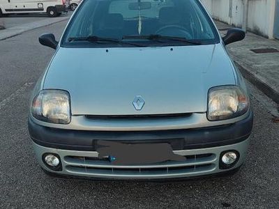 Renault Clio II