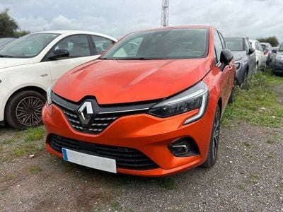 Usata Renault Clio V Techno 140 CV (102 kW) 2023 Arancione Berlina
