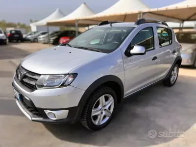 Occasion Dacia Sandero Prestige 90 PK (66 kW) 2013 Grijs Sedan