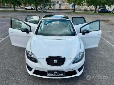 Usata Seat Leon FR 211 CV (155 kW) 2009 Bianco Utilitaria